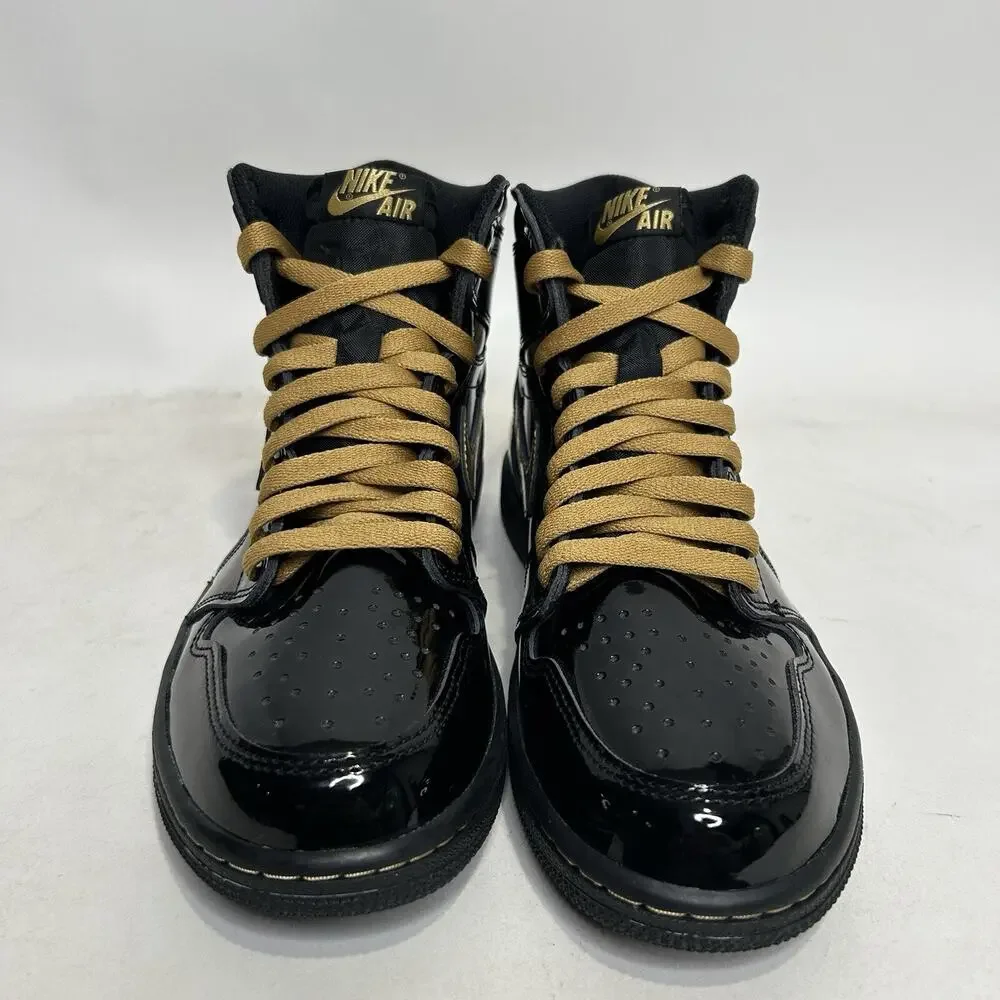 Nike Air Jordan 1 Retro High OG “Black Metallic Gold”
